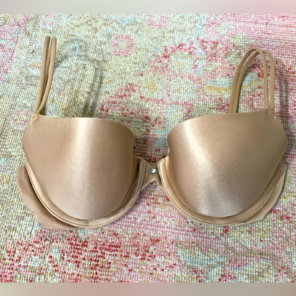 Victoria’s Secret bra, lined Demi size 34C